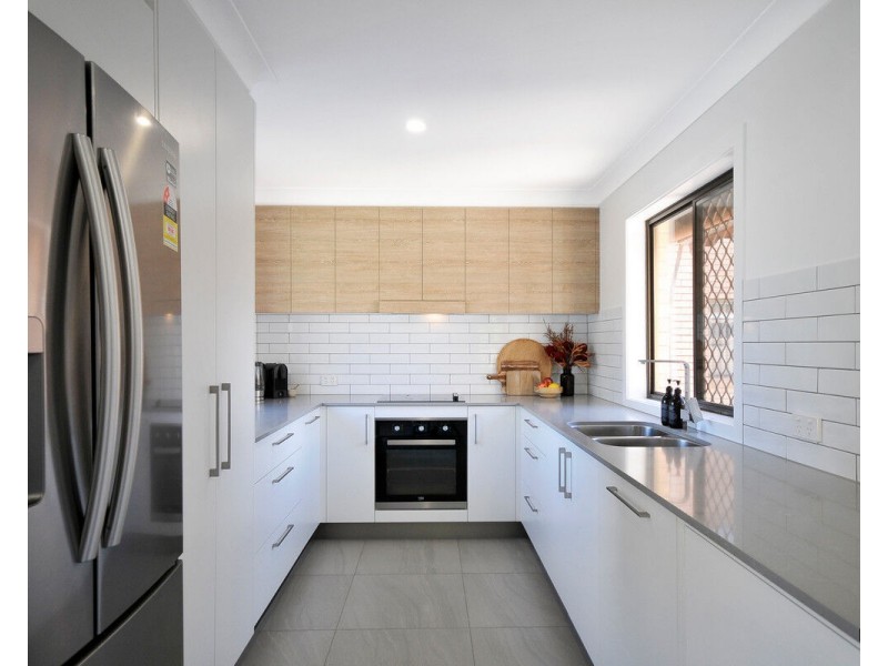 5/2 Twenty Eighth Avenue, Palm Beach QLD 4221