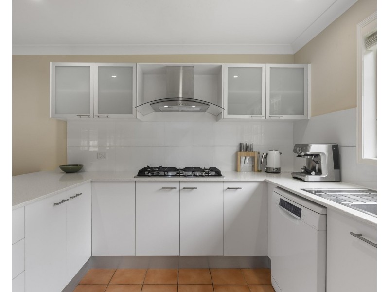 21 Ottelia Drive, Elanora QLD 4221