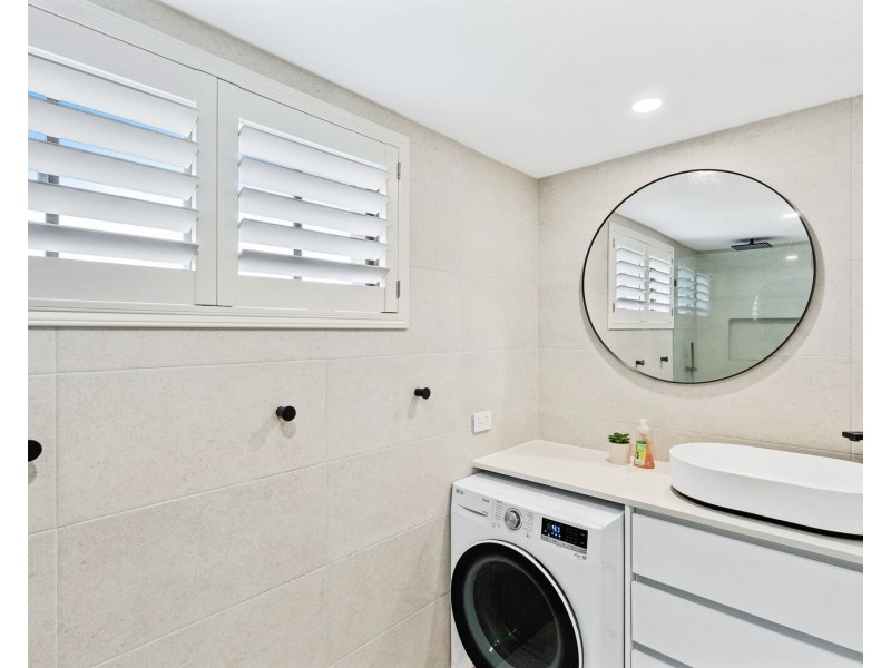 6/12 Fifteenth Avenue, Palm Beach QLD 4221