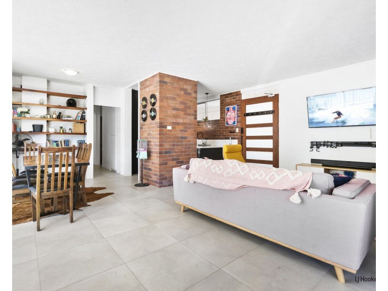 1/32 Powell Crescent, Coolangatta QLD 4225