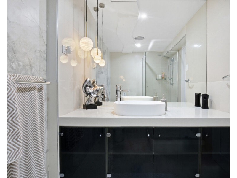 2/28 Foothill Street, Elanora QLD 4221