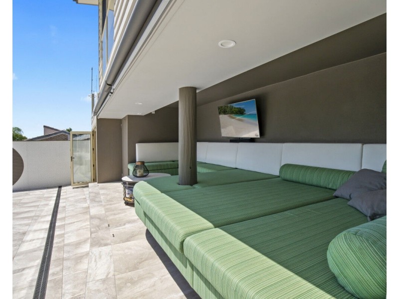 2/28 Foothill Street, Elanora QLD 4221