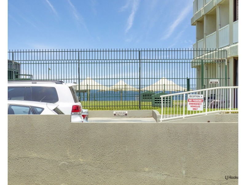 1/53 Old Burleigh Road, Surfers Paradise QLD 4217