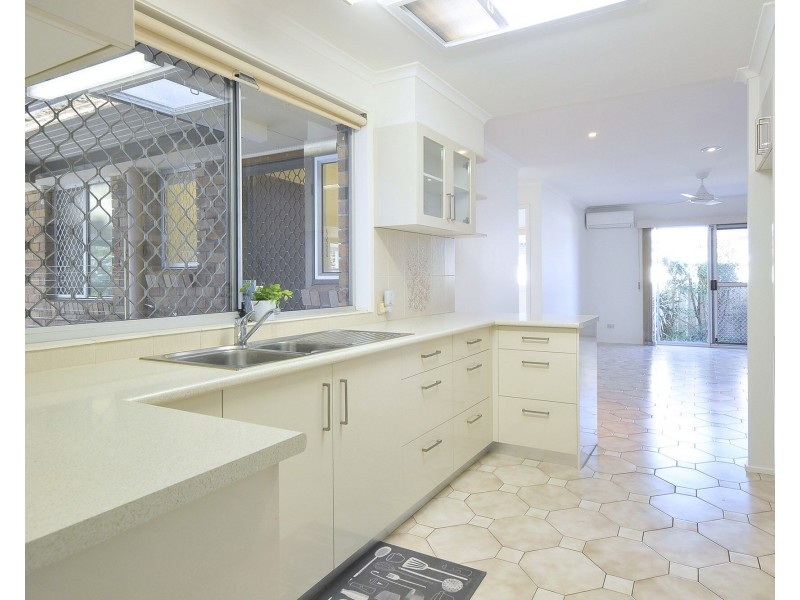 13 Burdock Street, Elanora QLD 4221