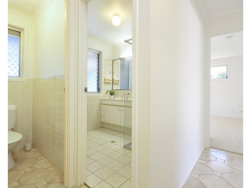 13 Burdock Street, Elanora QLD 4221