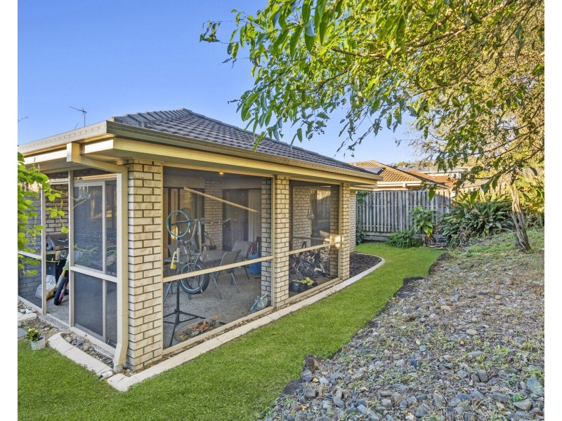 10 Tomah Street, Pacific Pines QLD 4211