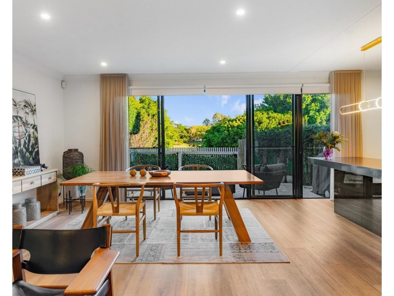 82 Peninsula Drive, Robina QLD 4226