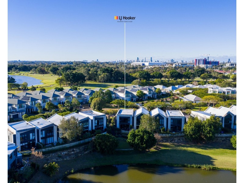 82 Peninsula Drive, Robina QLD 4226