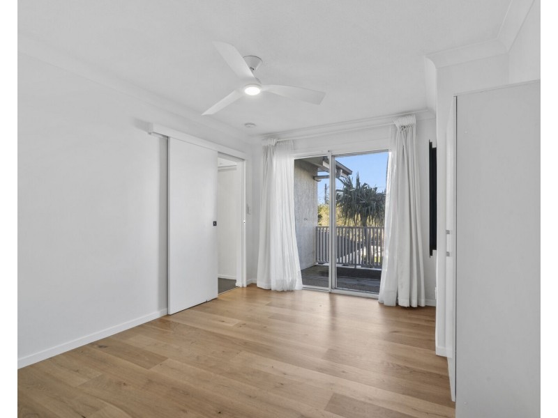 4/41 Murlong Crescent, Palm Beach QLD 4221