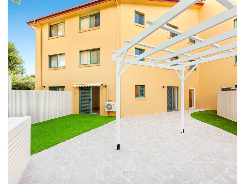 5/27 Dutton Street, Coolangatta QLD 4225