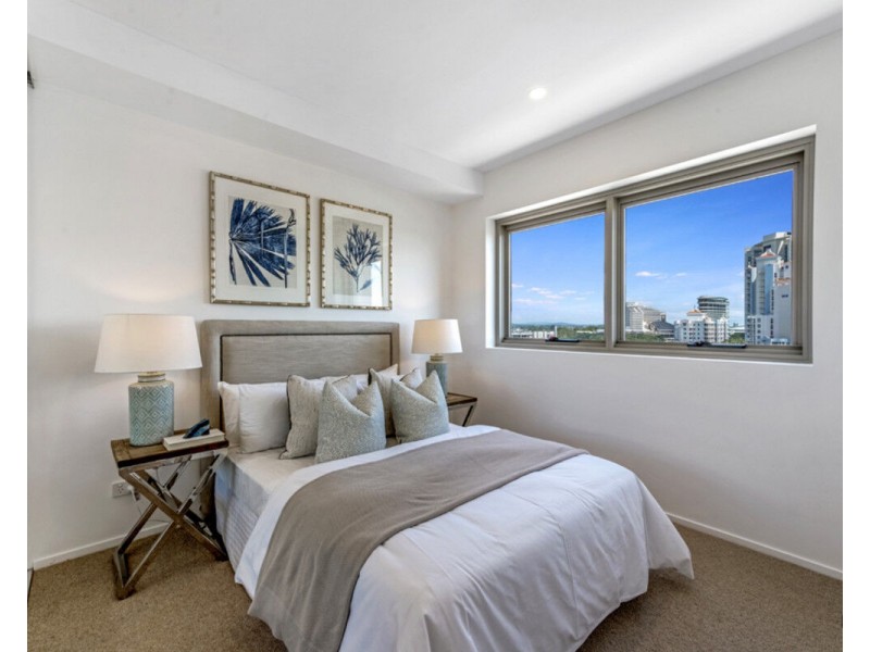 703/51 Peerless Avenue, Mermaid Beach QLD 4218