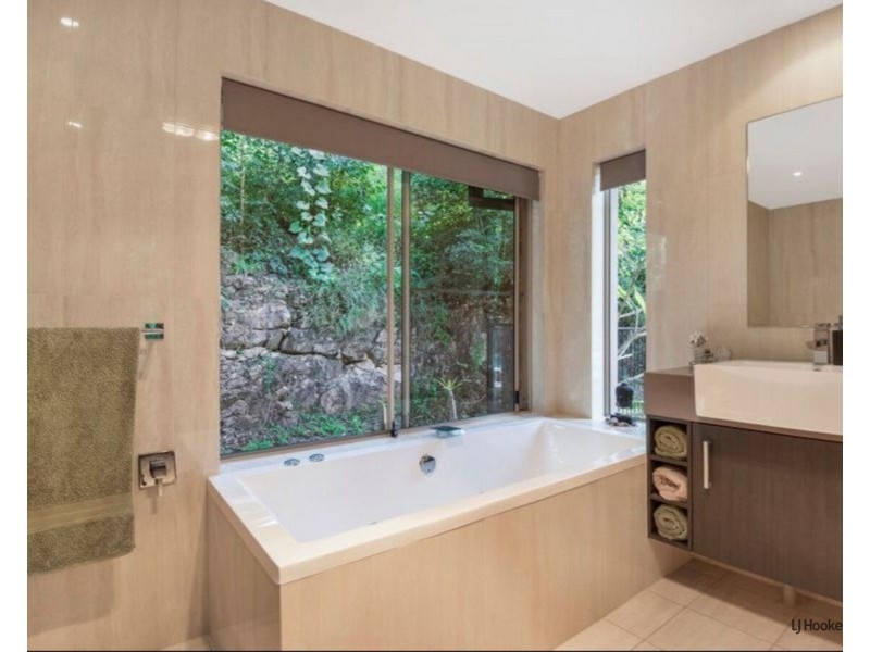 129 Monday Drive, Tallebudgera Valley QLD 4228