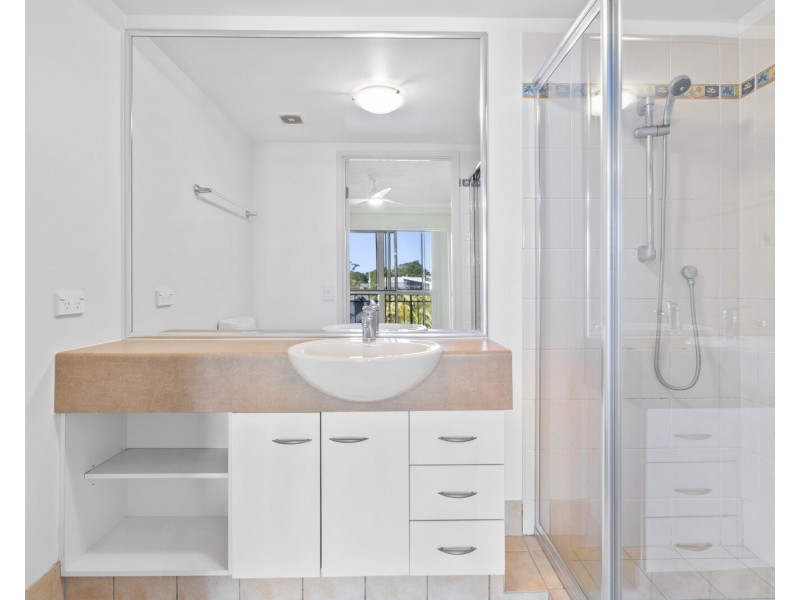 10/1040 Gold Coast Highway, Palm Beach QLD 4221