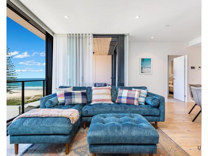 502/4 Seventeenth Avenue, Palm Beach QLD 4221