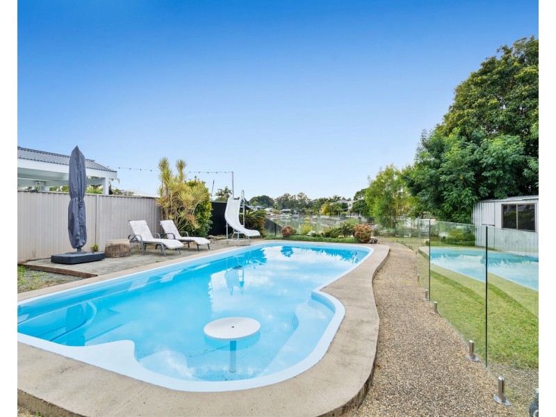 7 Mainsail Street, Currumbin Waters QLD 4223