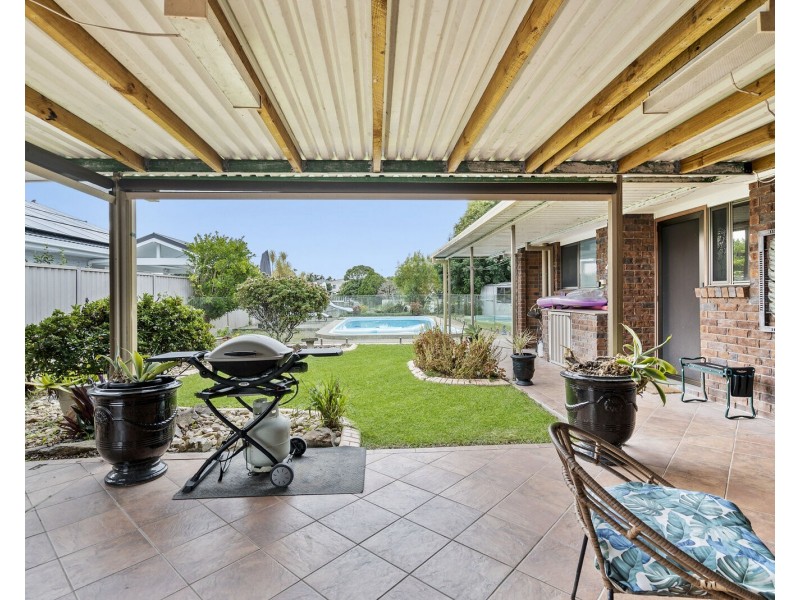 7 Mainsail Street, Currumbin Waters QLD 4223