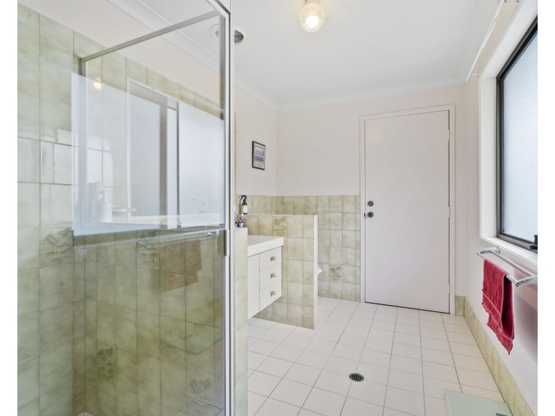 7 Mainsail Street, Currumbin Waters QLD 4223