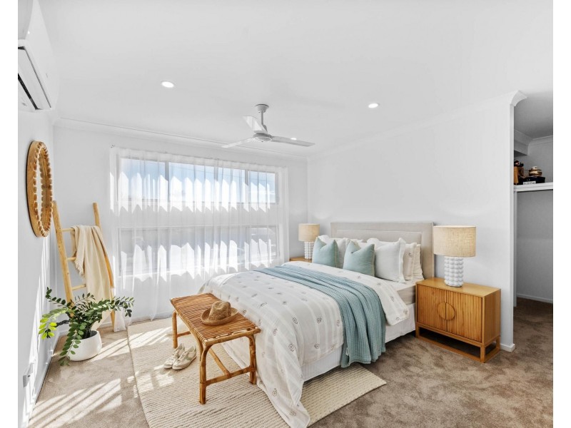 2/74 Guineas Creek Road, Currumbin Waters QLD 4223
