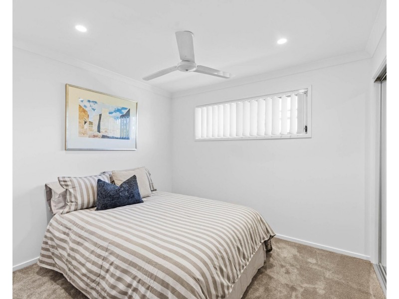 2/74 Guineas Creek Road, Currumbin Waters QLD 4223