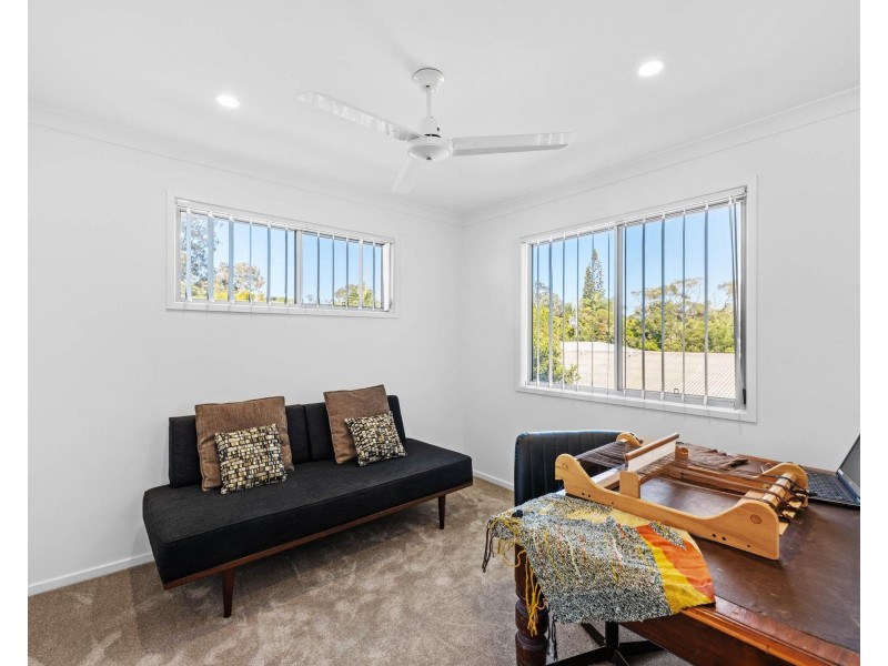 2/74 Guineas Creek Road, Currumbin Waters QLD 4223