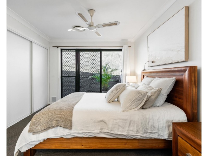 1/67-69 Doubleview Drive, Elanora QLD 4221