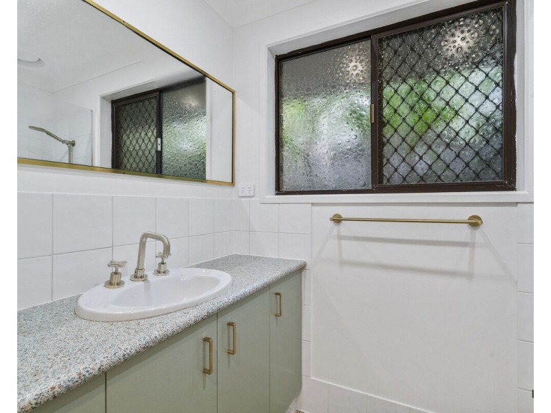 1/68 West Burleigh Road, Burleigh Heads QLD 4220