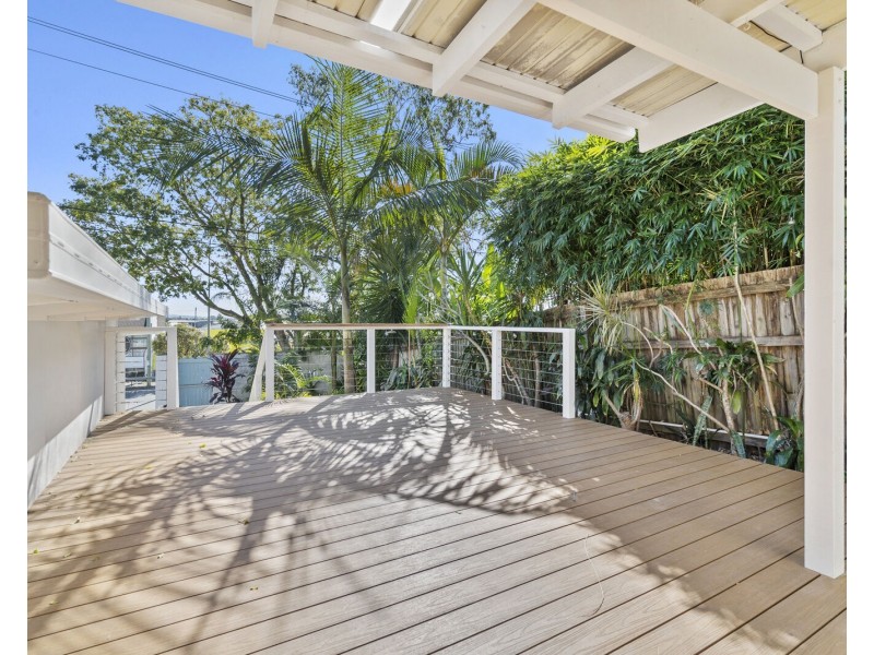 1/68A West Burleigh Road, Burleigh Heads QLD 4220