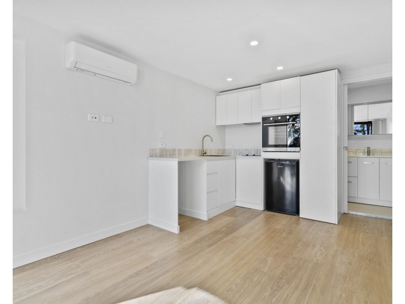 1/68B West Burleigh Road, Burleigh Heads QLD 4220