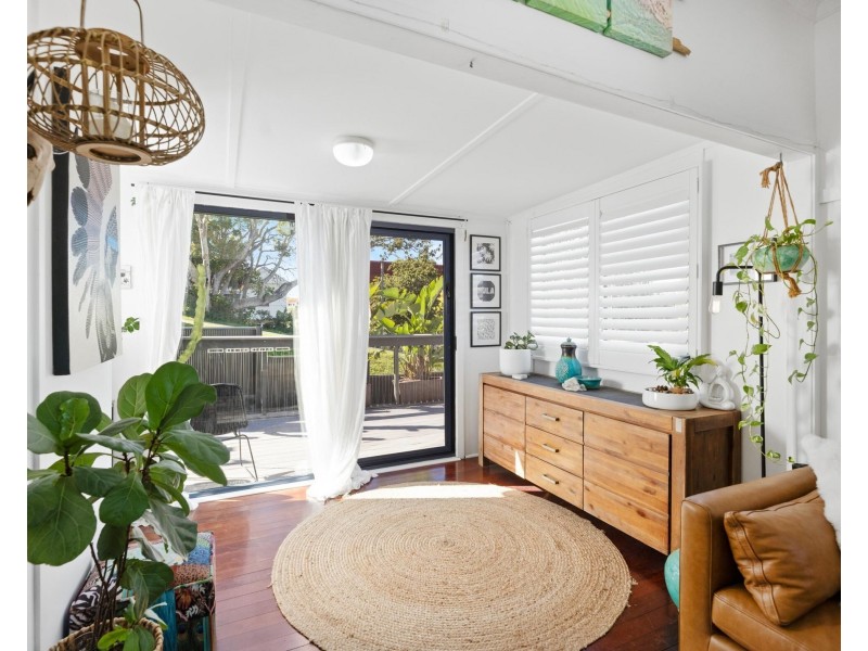 43 Dutton Street, Coolangatta QLD 4225