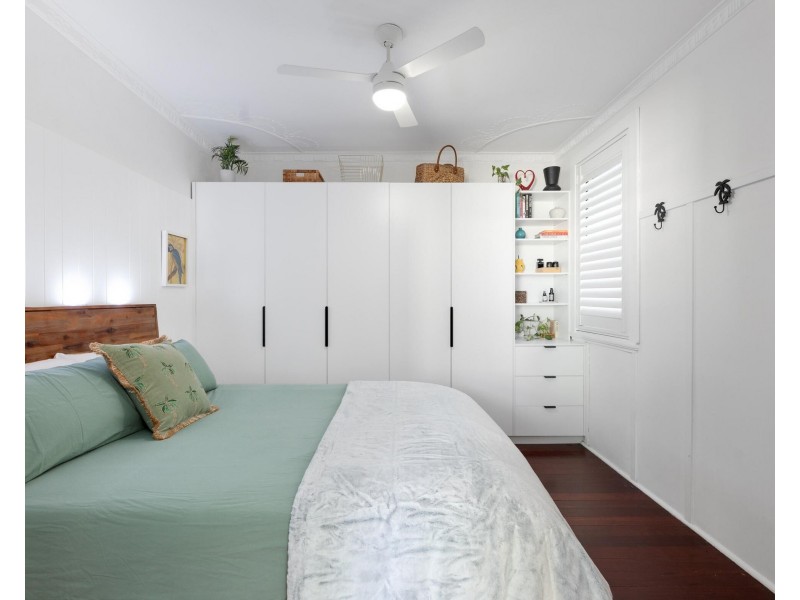 43 Dutton Street, Coolangatta QLD 4225