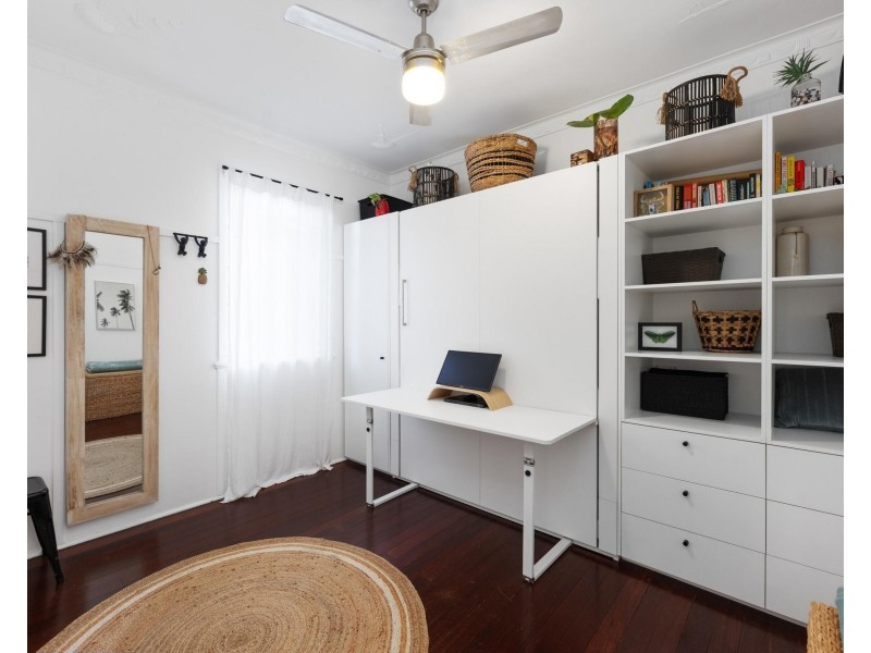 43 Dutton Street, Coolangatta QLD 4225