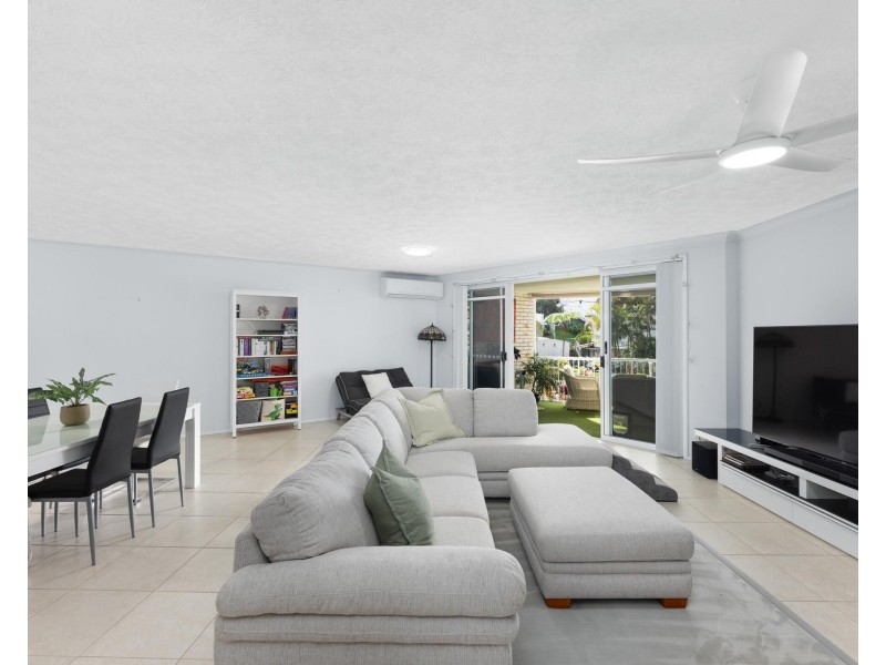 11/54 Dutton Street, Coolangatta QLD 4225