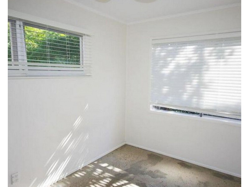 2/9 Thirteenth Avenue, Palm Beach QLD 4221