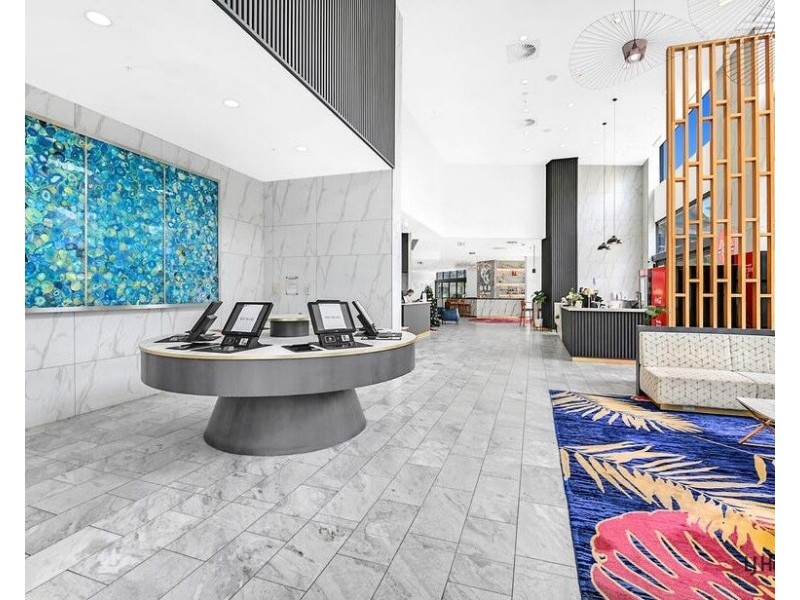 303/9 Norfolk Avenue, Surfers Paradise QLD 4217