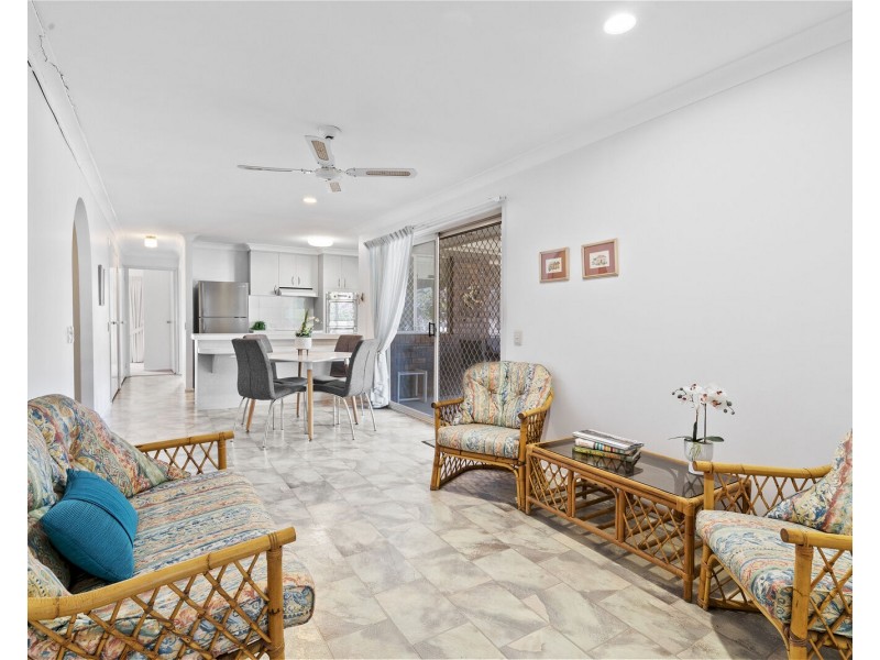 18 Coolibah Drive, Palm Beach QLD 4221