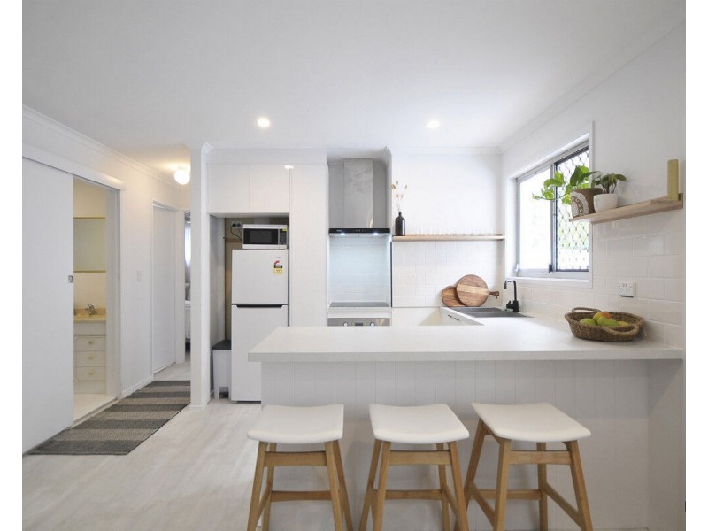 2/26 Third Avenue, Palm Beach QLD 4221