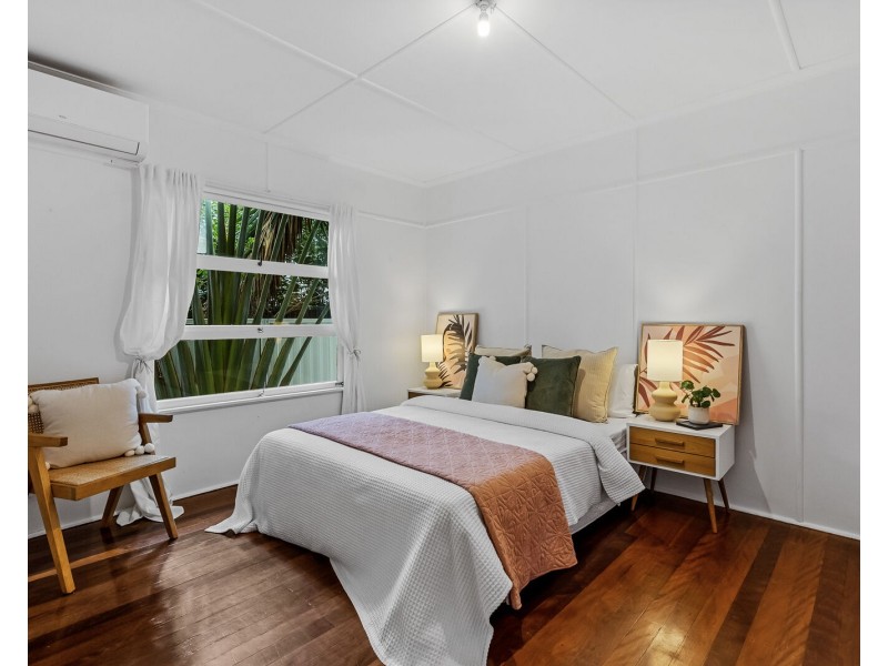 72 Cypress Terrace, Palm Beach QLD 4221