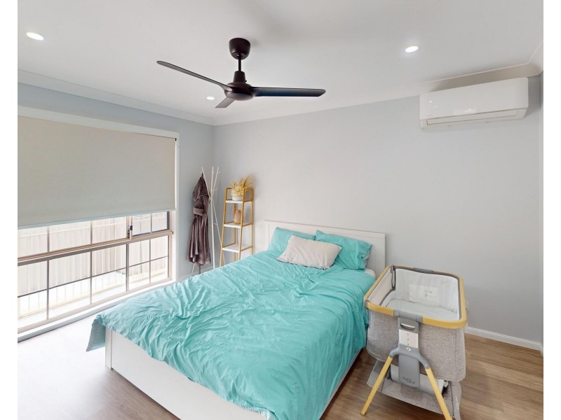 43 Saffron Street, Elanora QLD 4221