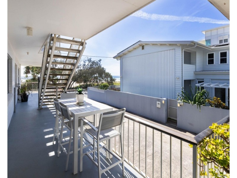 2/738 Pacific Parade, Currumbin QLD 4223