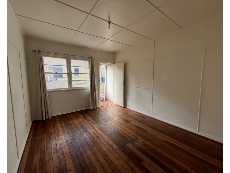 2/12 Haig Street, Coolangatta QLD 4225