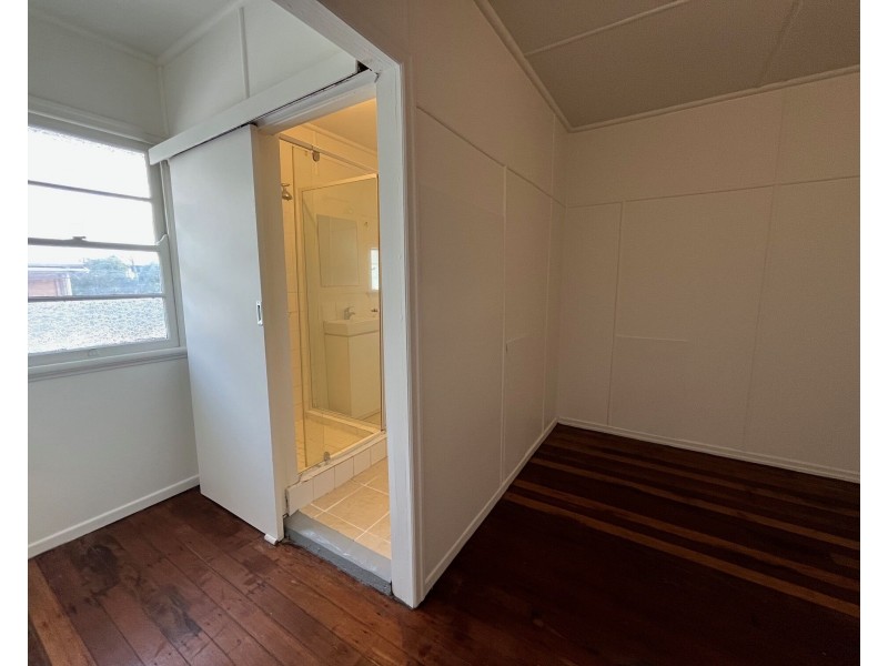 2/12 Haig Street, Coolangatta QLD 4225