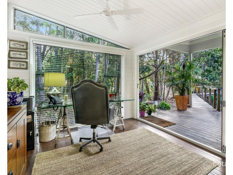 7 Johns Road, Mudgeeraba QLD 4213