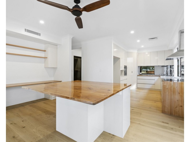 1/1292 Gold Coast Highway, Palm Beach QLD 4221