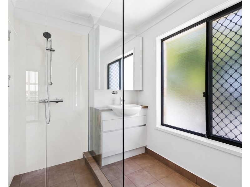 1/1292 Gold Coast Highway, Palm Beach QLD 4221