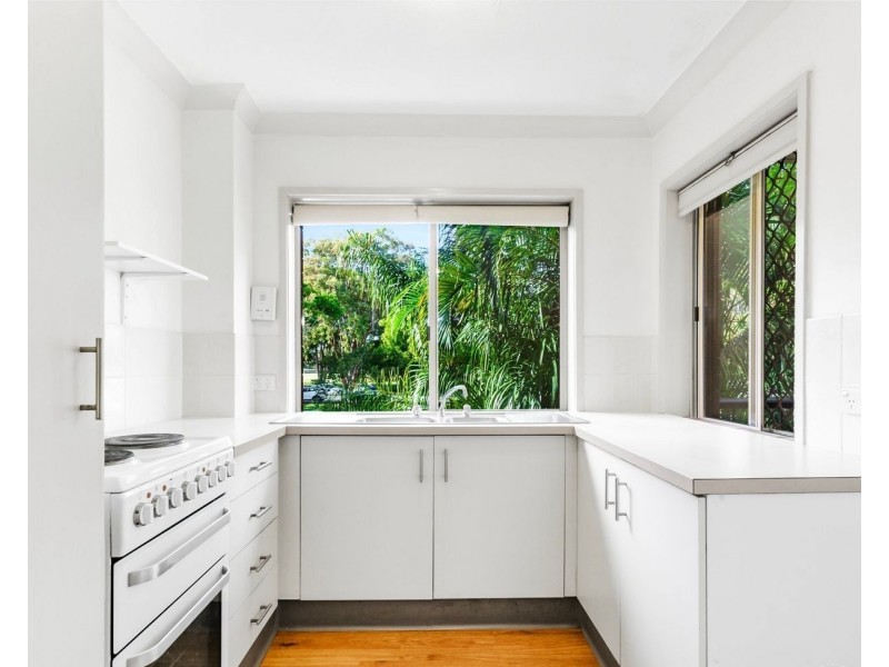 4/66 Sarawak Avenue, Palm Beach QLD 4221