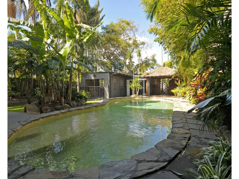 104 Third Avenue, Palm Beach QLD 4221