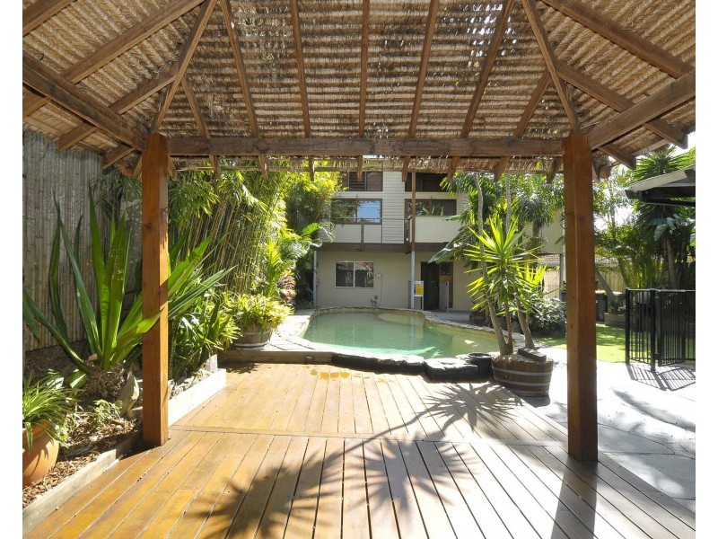 104 Third Avenue, Palm Beach QLD 4221