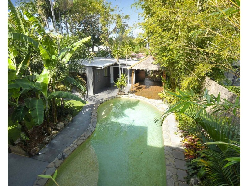 104 Third Avenue, Palm Beach QLD 4221