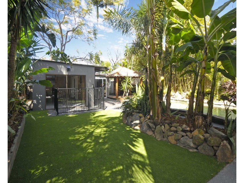 104 Third Avenue, Palm Beach QLD 4221