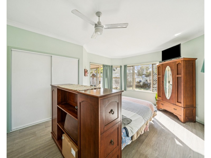 42 Acanthus Avenue, Burleigh Heads QLD 4220